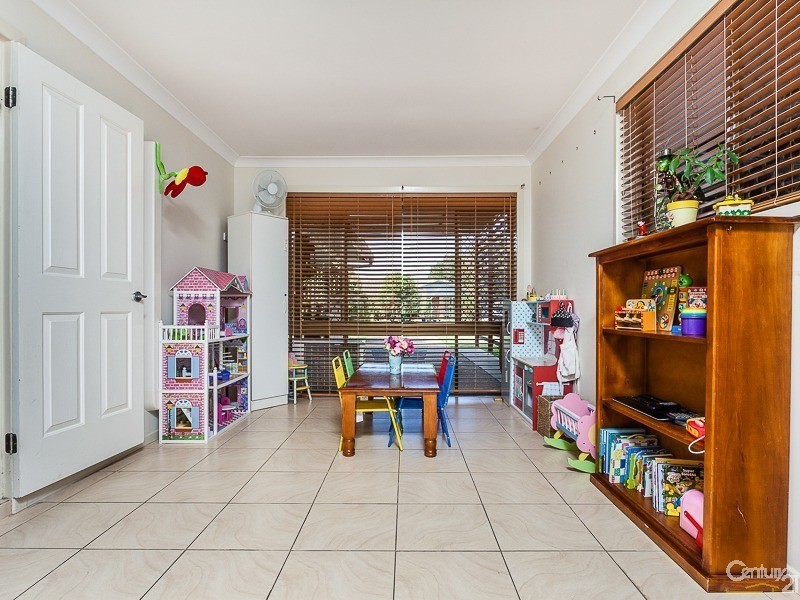 9 Hampshire Court, Kippa-ring QLD 4021