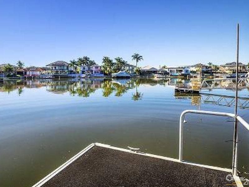 28  Intrepid Court, Newport QLD 4020
