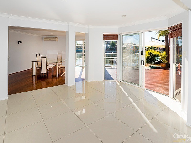 28  Intrepid Court, Newport QLD 4020