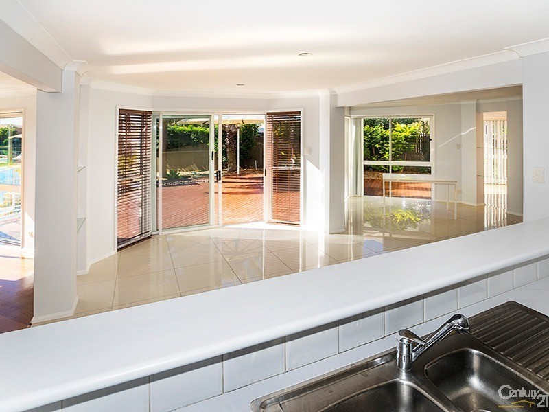 28  Intrepid Court, Newport QLD 4020