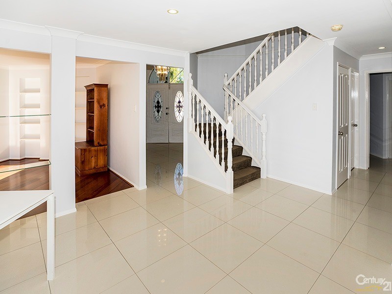 28  Intrepid Court, Newport QLD 4020
