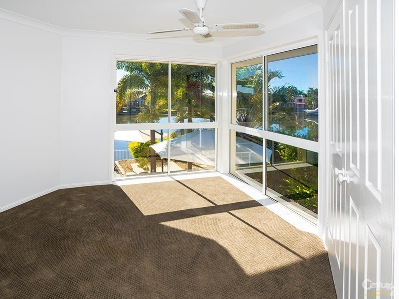 28  Intrepid Court, Newport QLD 4020