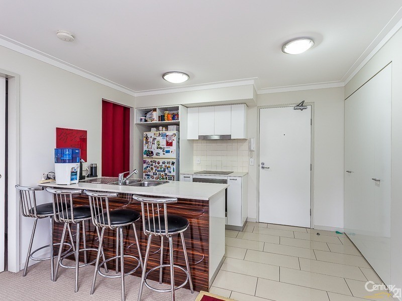 1202 151 Annerley Road, Dutton Park QLD 4102