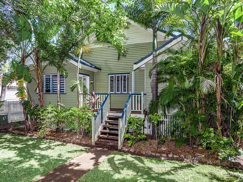 108 Goodwin Terrace, Moorooka QLD 4105