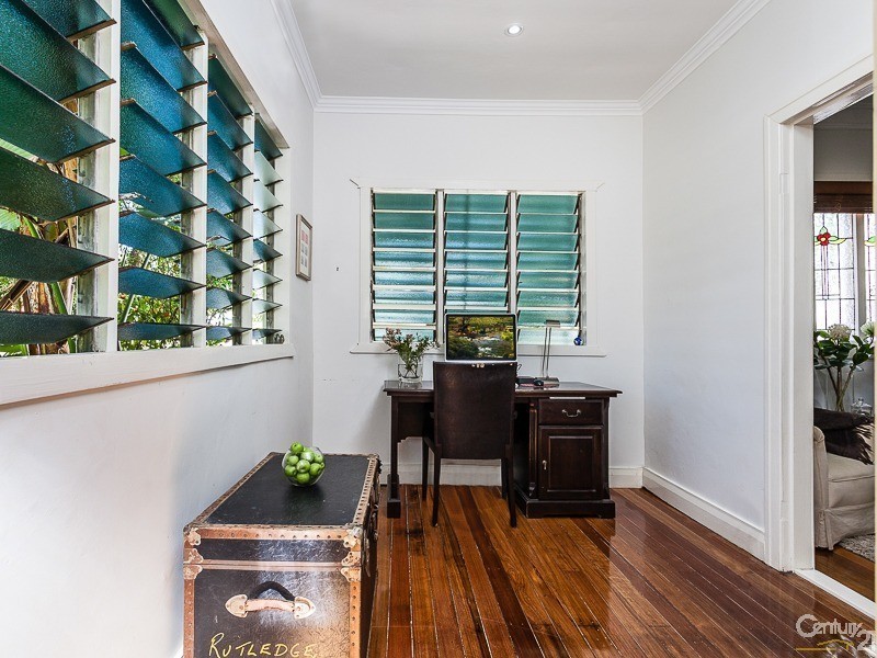 108 Goodwin Terrace, Moorooka QLD 4105