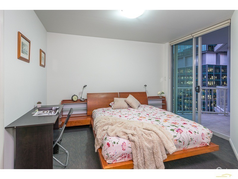 1702/30 Tank Street, Brisbane City QLD 4000