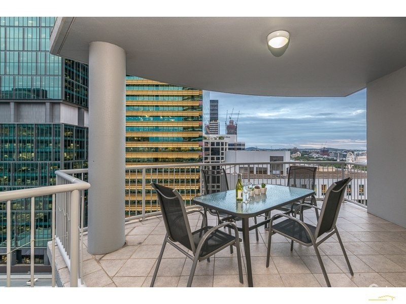 1702/30 Tank Street, Brisbane City QLD 4000