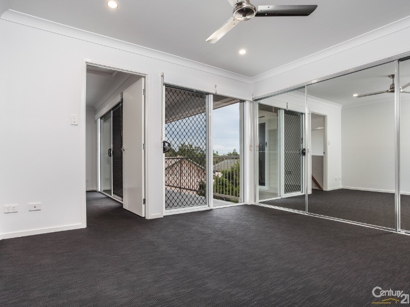 2/45 Queen Street, Scarborough QLD 4020