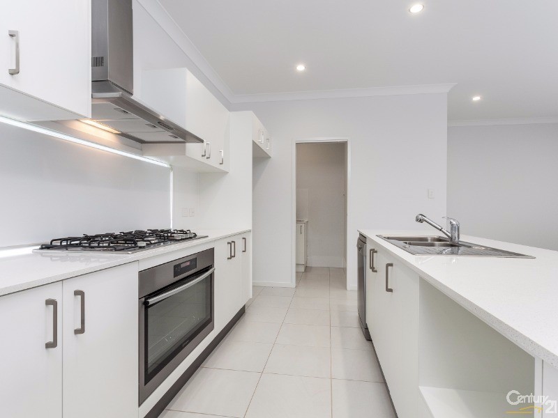 2/45 Queen Street, Scarborough QLD 4020