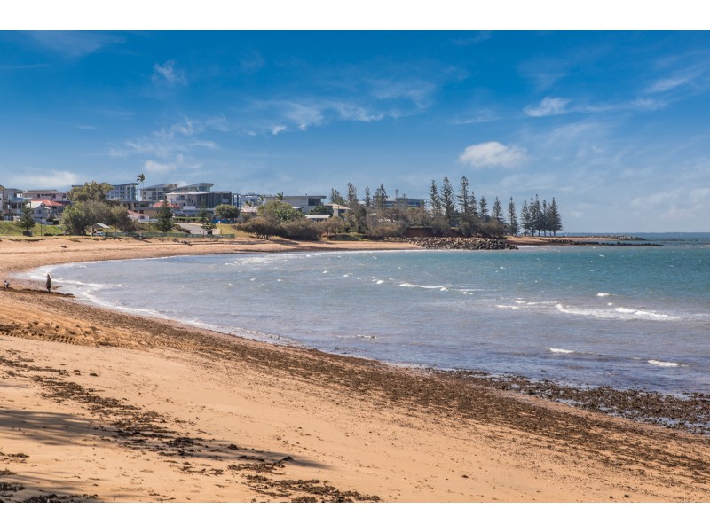 2/45 Queen Street, Scarborough QLD 4020