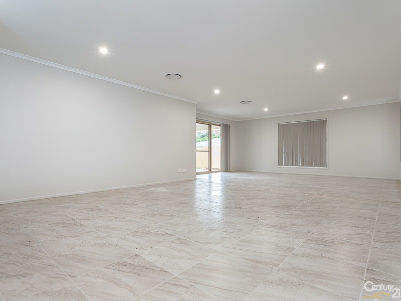 76  Sandalwood Crescent, Griffin QLD 4503