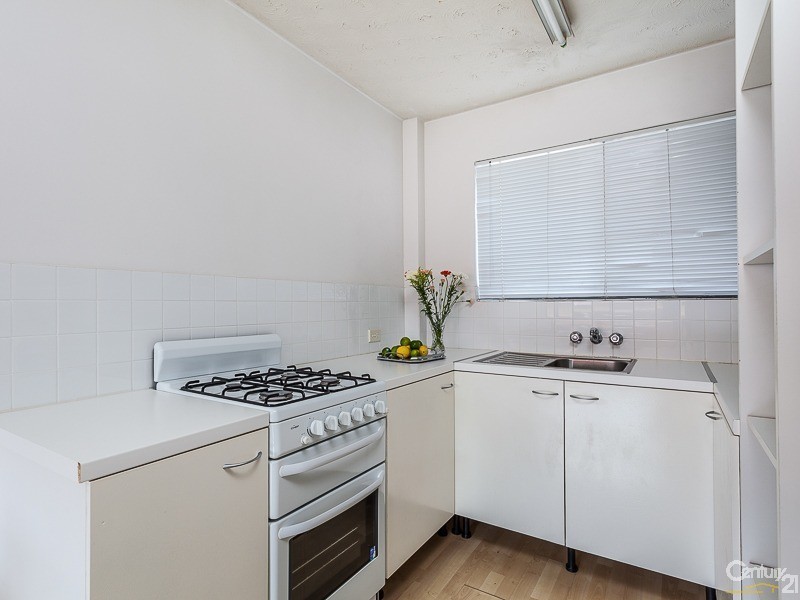 2/33 The Esplanade, Ashgrove QLD 4060