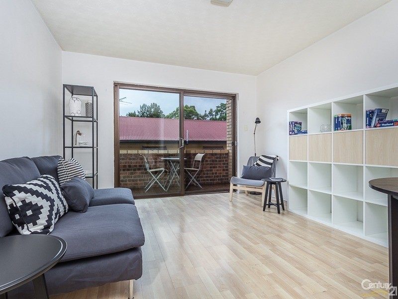 2/33 The Esplanade, Ashgrove QLD 4060