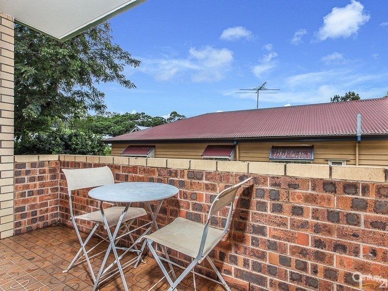 2/33 The Esplanade, Ashgrove QLD 4060