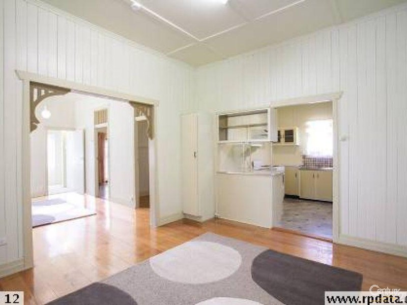 13 Margaret Street, Scarborough QLD 4020