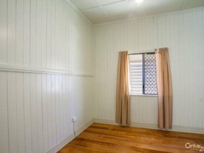 13 Margaret Street, Scarborough QLD 4020