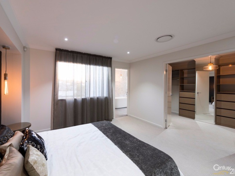 11 Freshwater Court, Springfield Lakes QLD 4300