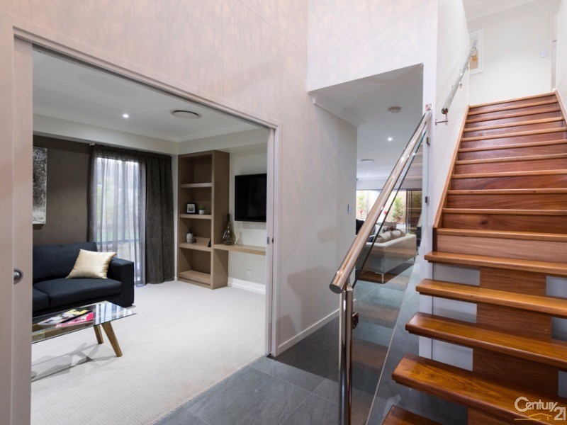 11 Freshwater Court, Springfield Lakes QLD 4300