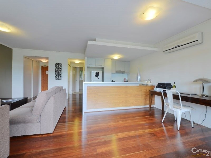 43 Love Street, Bulimba QLD 4171