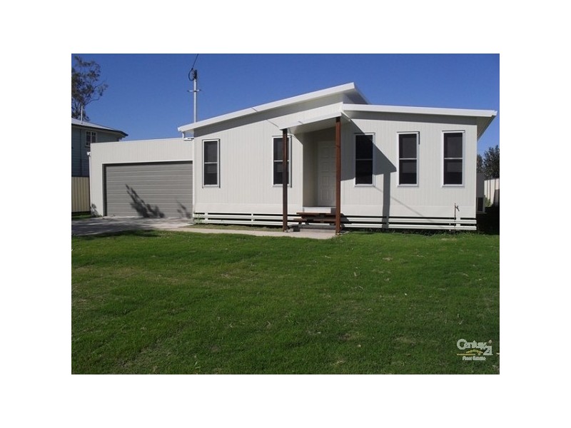 15 Boonery St, Blackwater QLD 4717