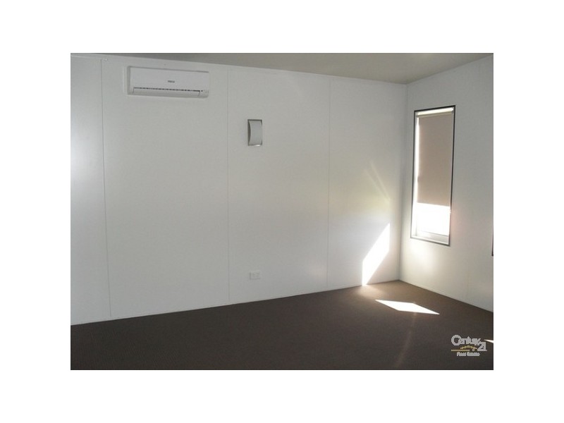 15 Boonery St, Blackwater QLD 4717