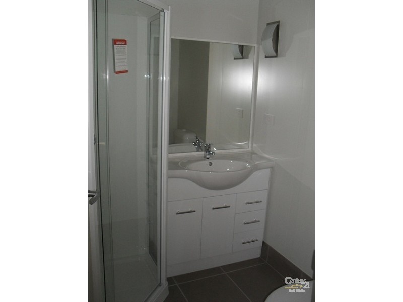 15 Boonery St, Blackwater QLD 4717