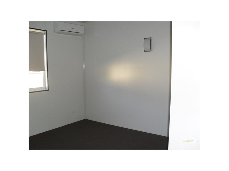 15 Boonery St, Blackwater QLD 4717