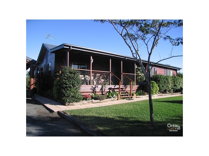 4 Elm Street, Emerald QLD 4720
