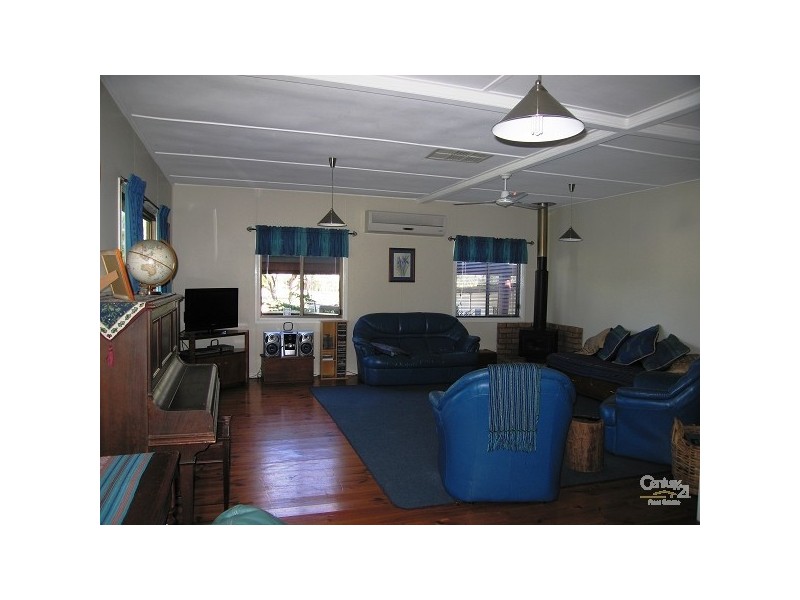 4 Elm Street, Emerald QLD 4720