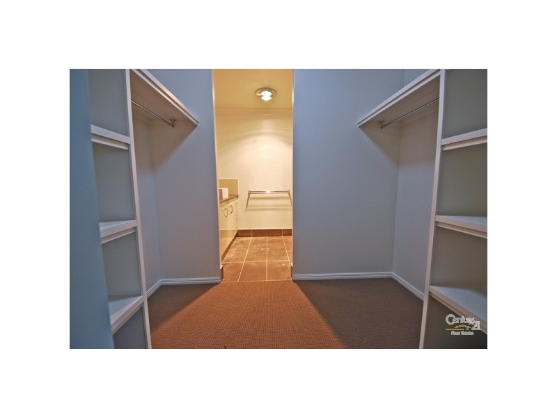 12 Blue Gum, Emerald QLD 4720