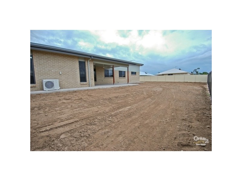 12 Blue Gum, Emerald QLD 4720