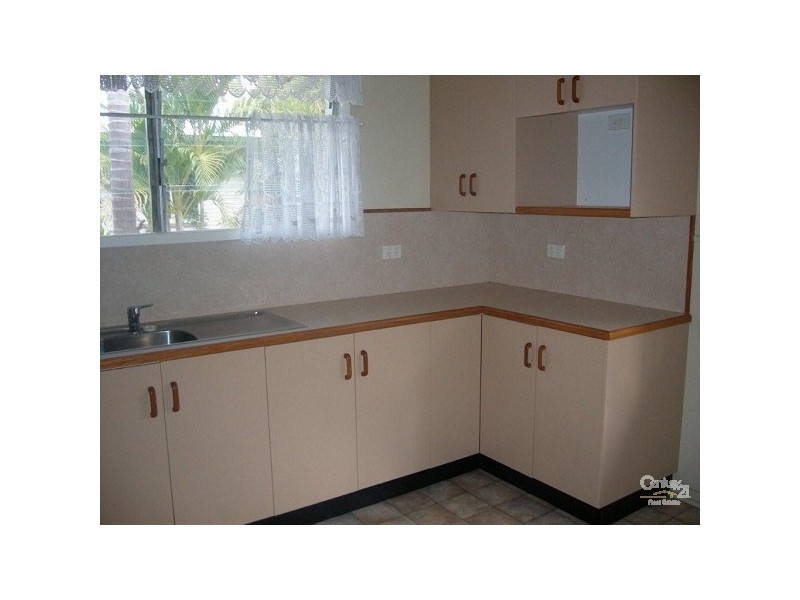 24 Fay, Blackwater QLD 4717