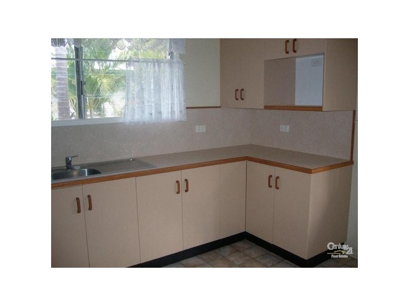 24 Fay, Blackwater QLD 4717