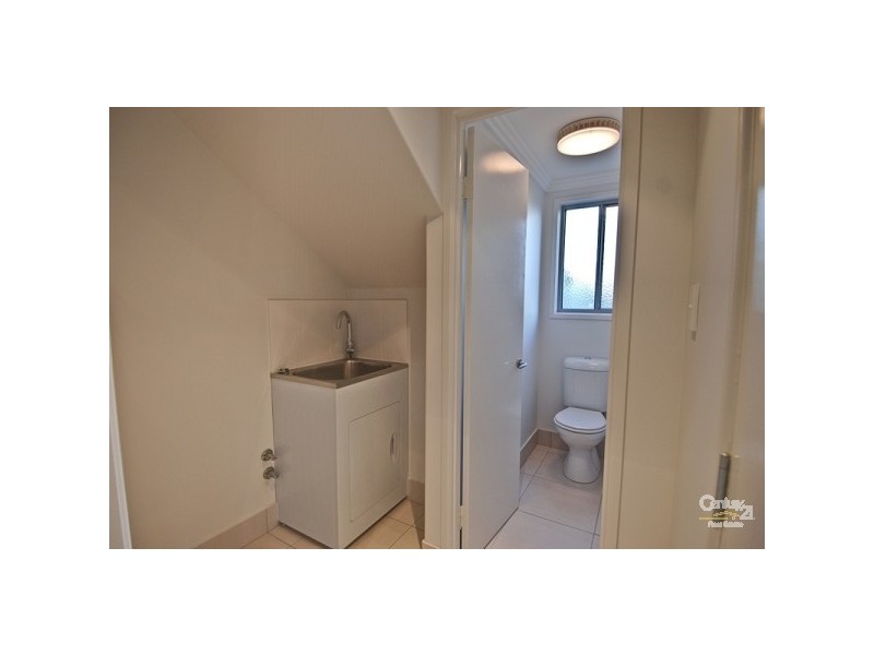 10/20-24 Mooney Cres, Emerald QLD 4720