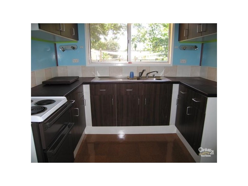 38 Acacia, Blackwater QLD 4717