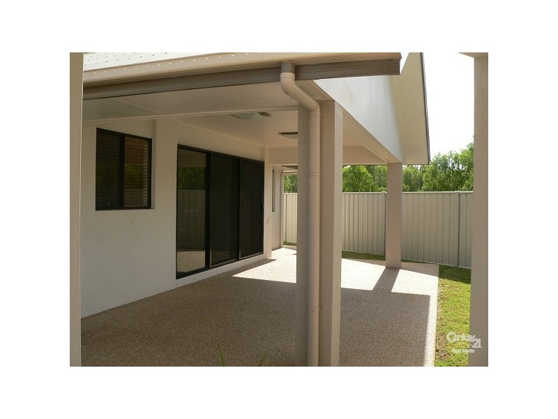 14 barton street, Emerald QLD 4720