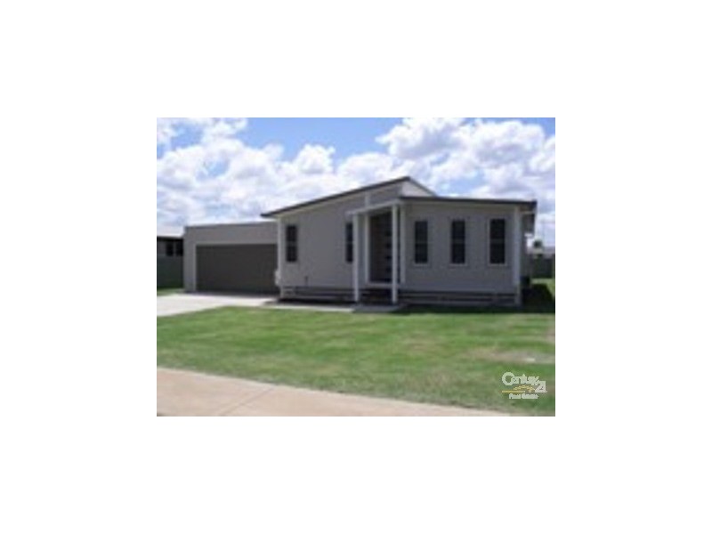 22 Hunter Street, Blackwater QLD 4717