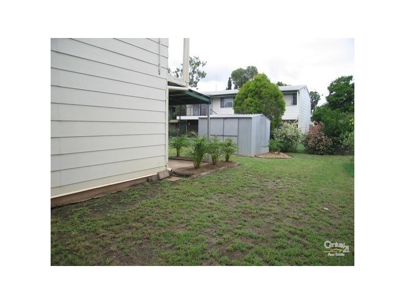 1 Scantlebury St, Blackwater QLD 4717