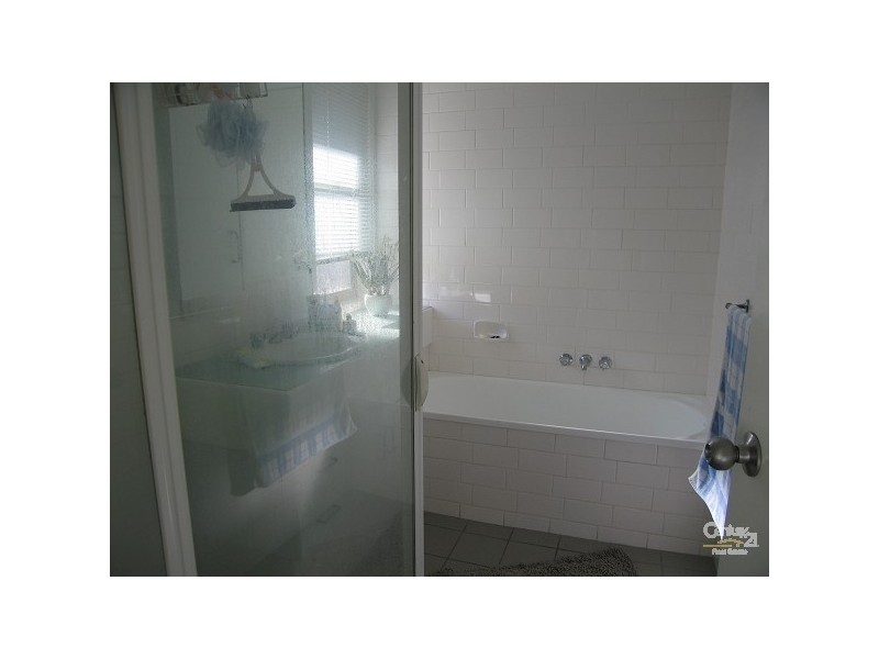 32 Jacqueline Drive, Emerald QLD 4720