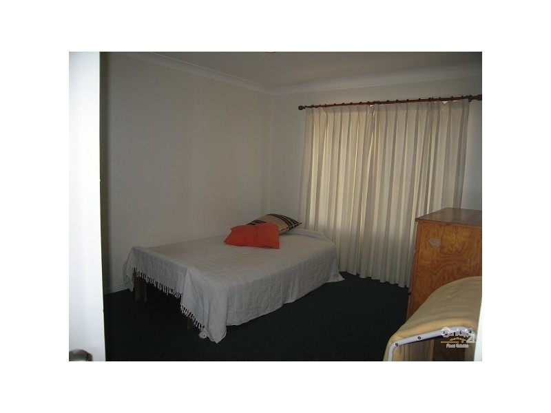 32 Jacqueline Drive, Emerald QLD 4720