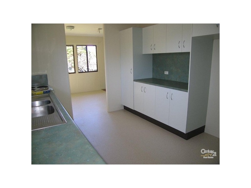 28 Moody Street, Emerald QLD 4720