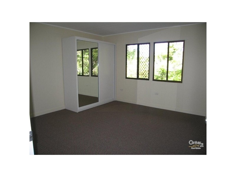 28 Moody Street, Emerald QLD 4720