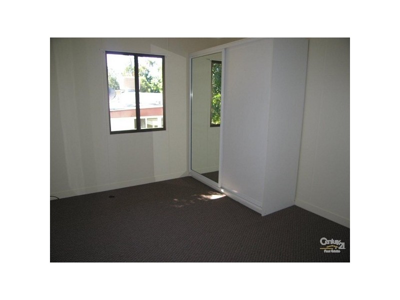 28 Moody Street, Emerald QLD 4720