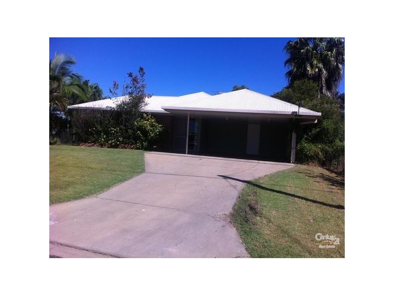 20 Jacqueline Drive, Emerald QLD 4720