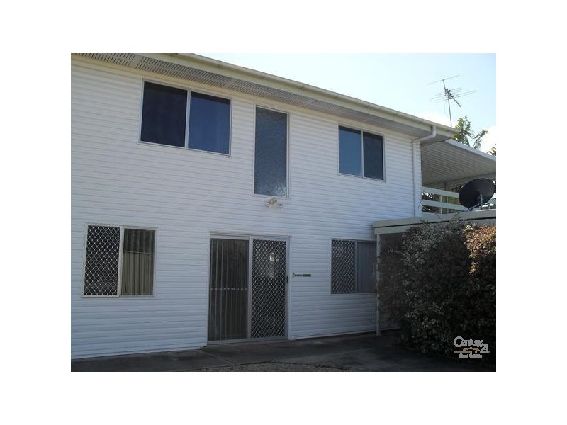 32 Wattle Street, Blackwater QLD 4717