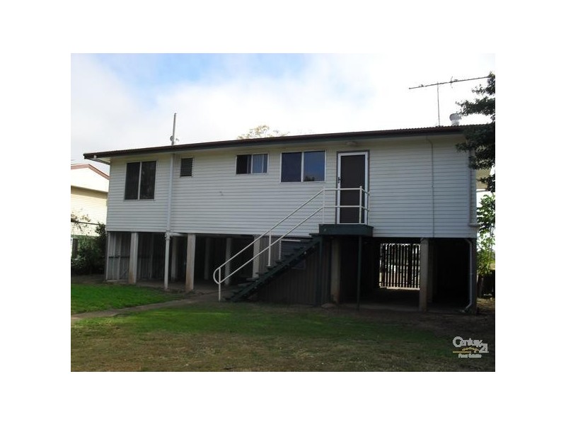 13 Kurrajong St, Blackwater QLD 4717