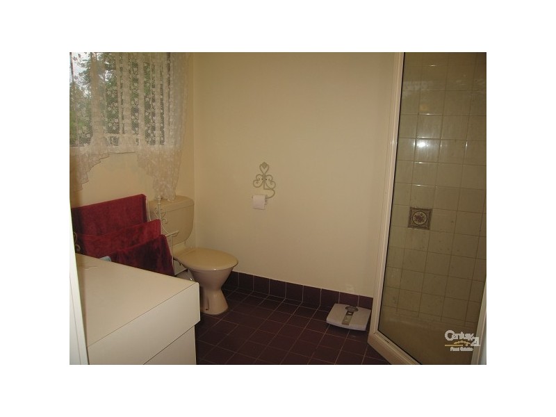 34 Braeside Road, Emerald QLD 4720