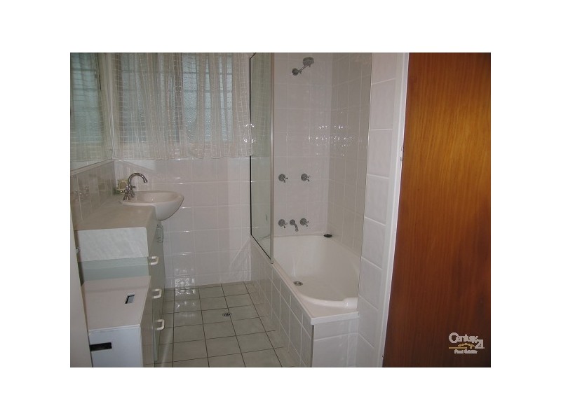 34 Braeside Road, Emerald QLD 4720