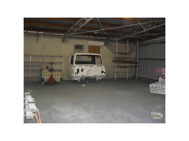 3 Littlefield Street, Blackwater QLD 4717