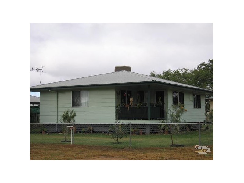 55 Wattle, Blackwater QLD 4717